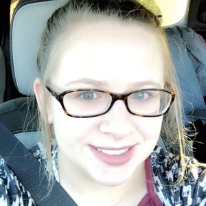 Meet your Posher, Jillian